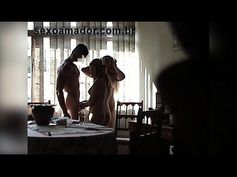 ❤️ Zanmi sèks envite yon nonm jeyan ak yon triyo avè l ' Sèks super nan nou % ht.tubsexercom.ru%